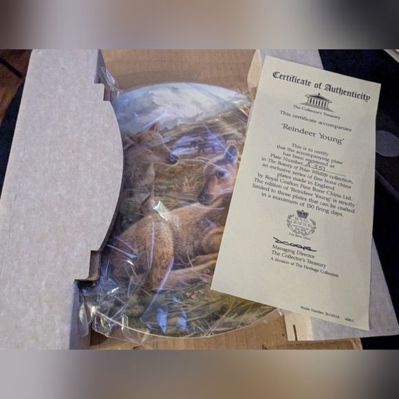 Royal Grafton REINDEER collector plate"Reindeer Young" - Picture 2 of 4